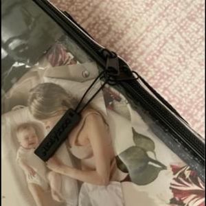 New deluxe dockatot, rose pattern.